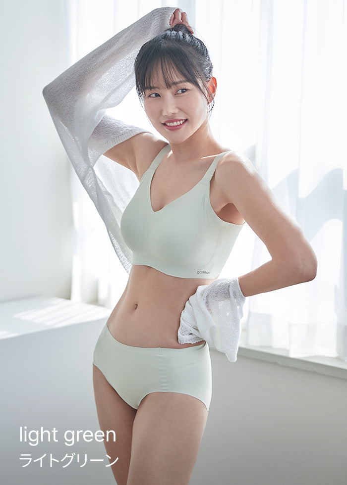 冷感 シームレスブラ グラマーサイズ (ホックあり)